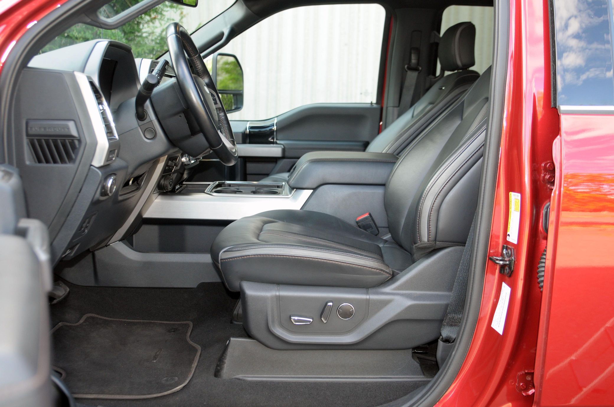 2022 Ford F-450 Super Duty - photo 7