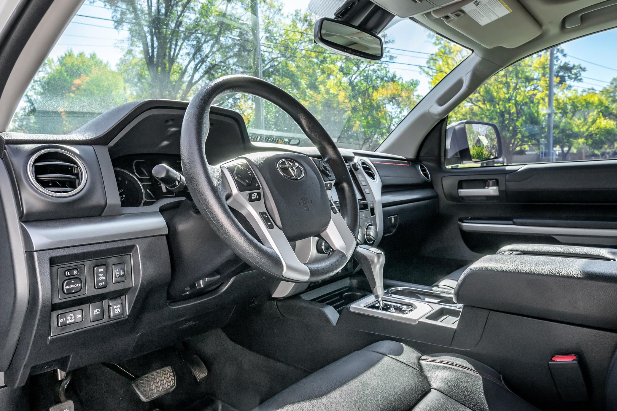 2019 Toyota Tundra - photo 6