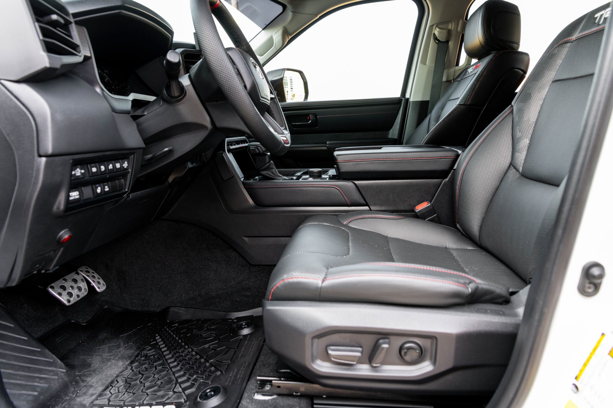 2023 Toyota Tundra - photo 6