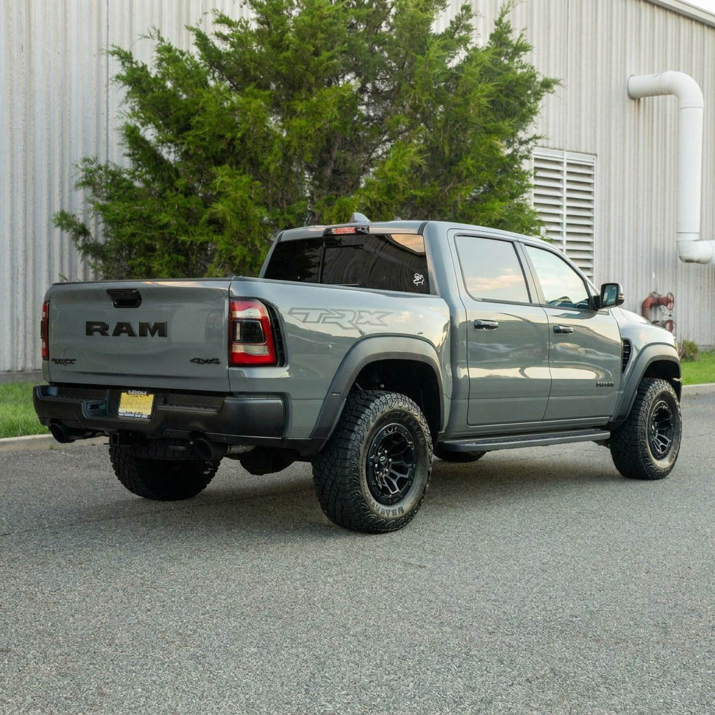 2023 RAM 1500 - photo 4