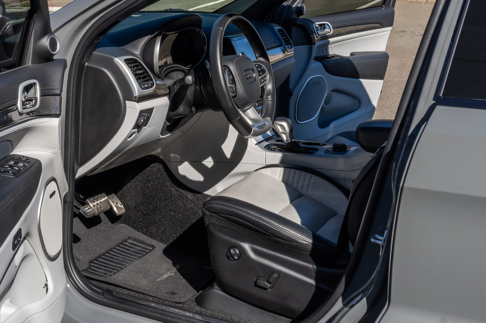 2021 Jeep Grand Cherokee - photo 6